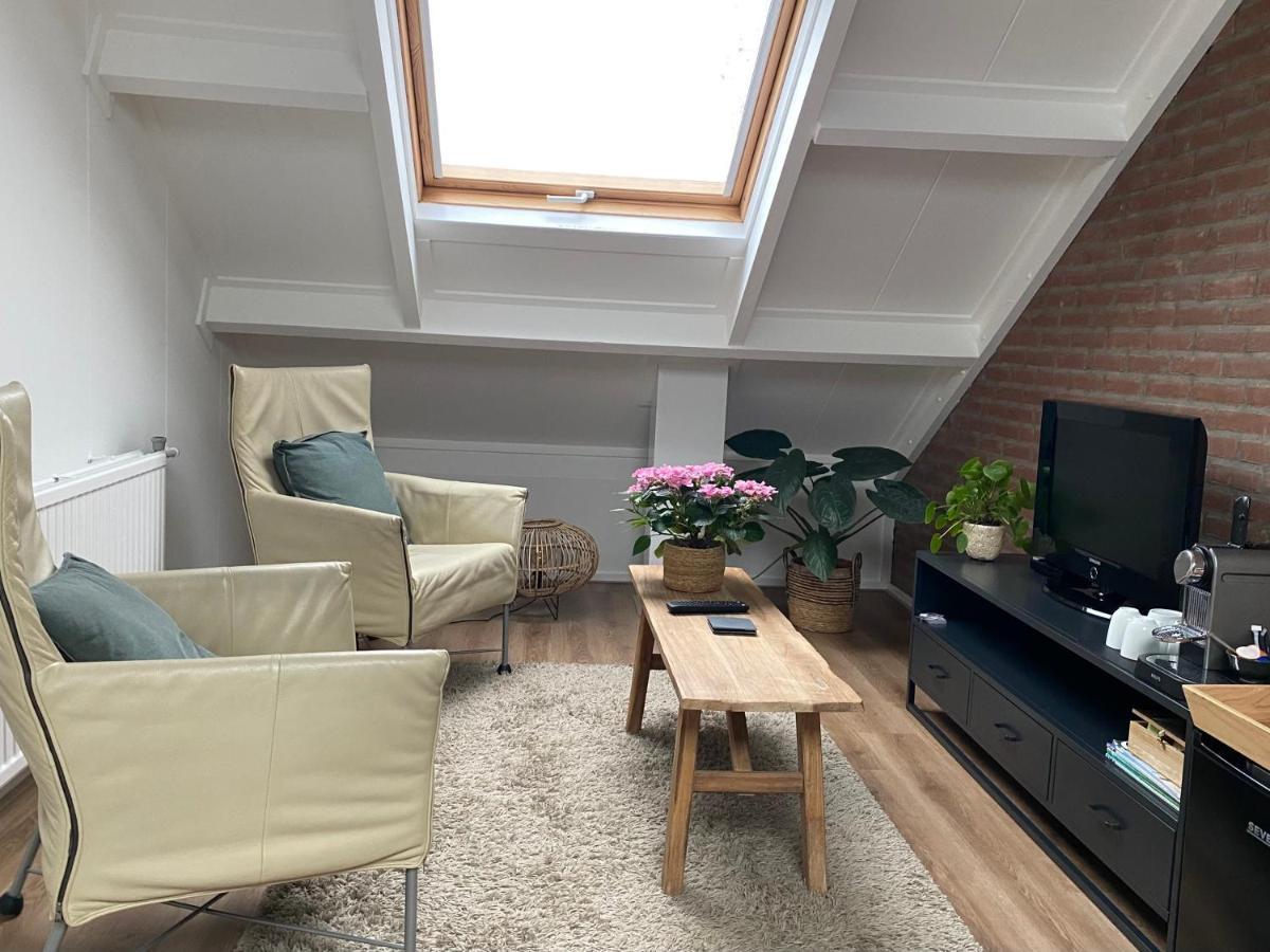 Logeren Bij Grea Bed & Breakfast Zwartsluis Eksteriør bilde